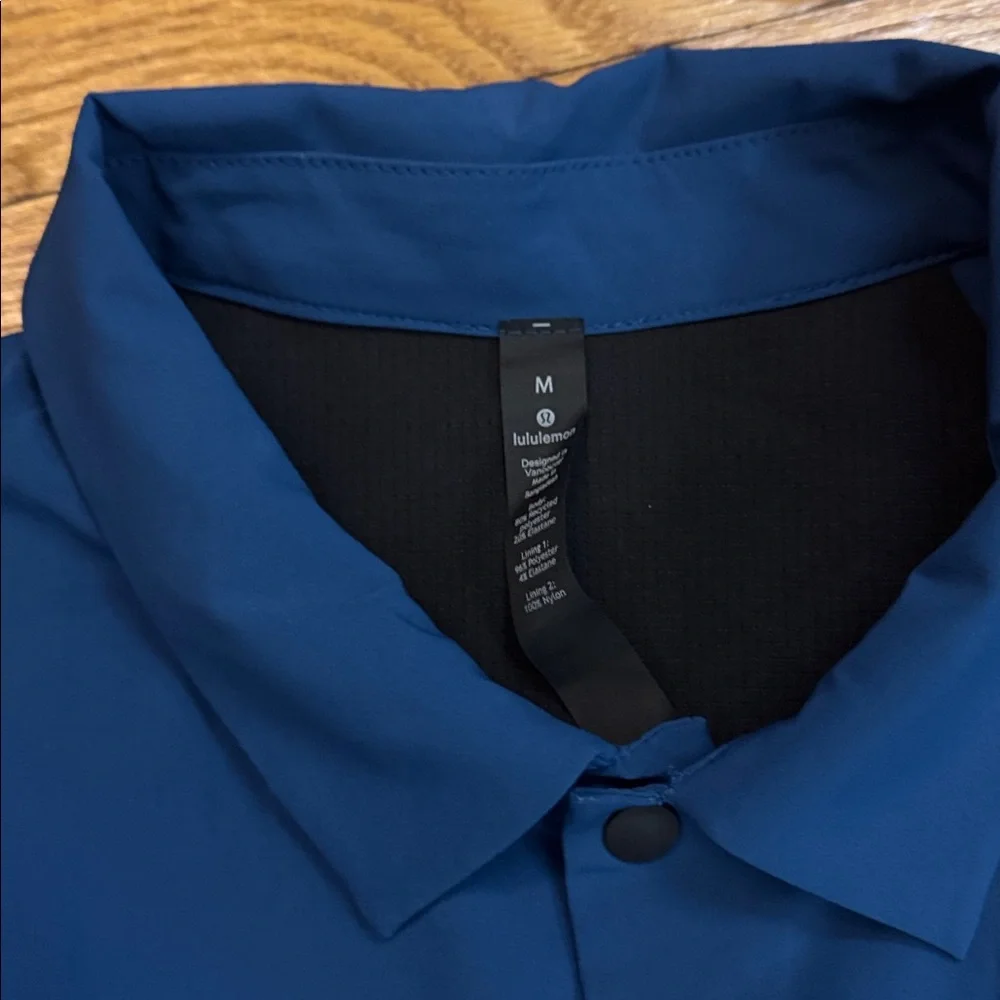 Lululemon Athletica Navy Button-Up Shirt - Picture 2 of 3